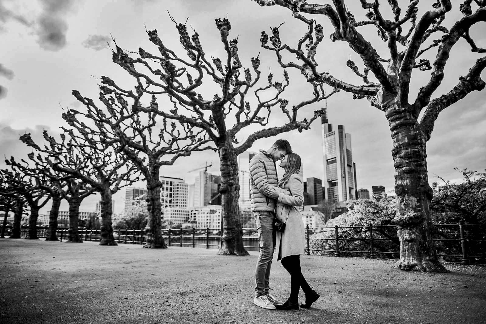 Probeshooting vor der Hochzeit in Frankfurt Copyright by Hochzeitsfotograf www.berliner-hochzeitsfotografie.de